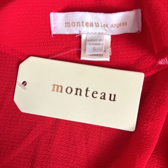 Red Off-the-Shoulder Crop Top - Picture 3 of 3